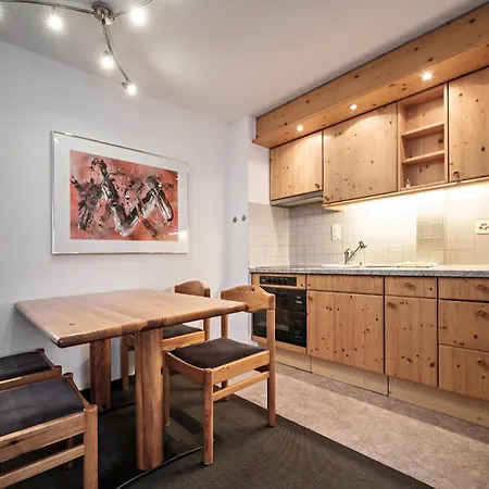 Paradies 110 أروسا