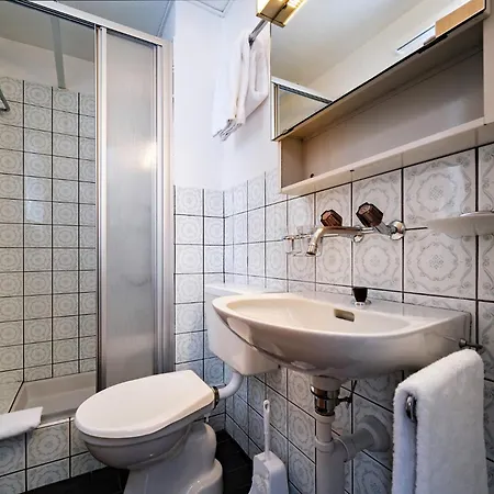 Paradies 110 شقة *